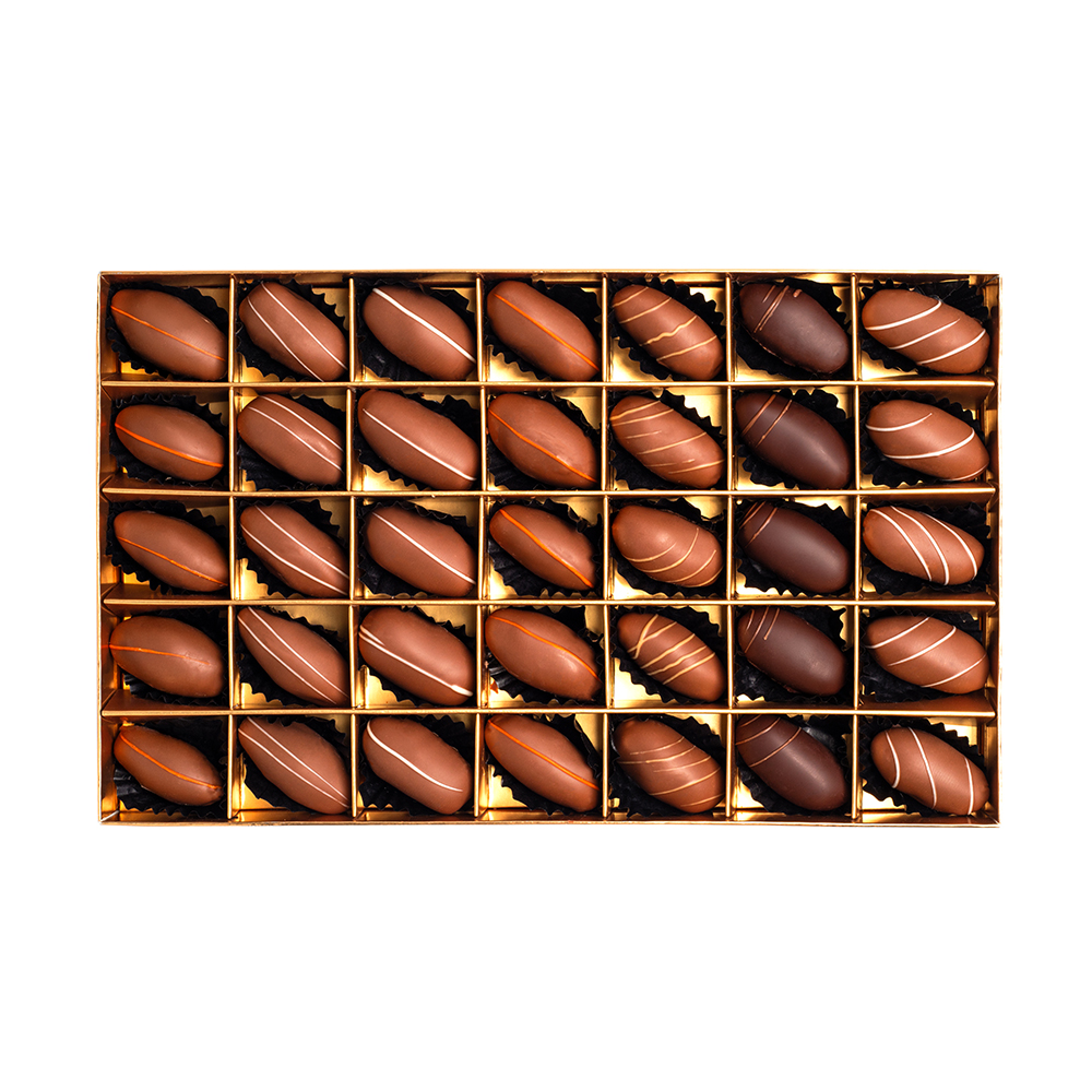 Picture of Daima Dates with Chocolate Assorted Medium Box 475gm