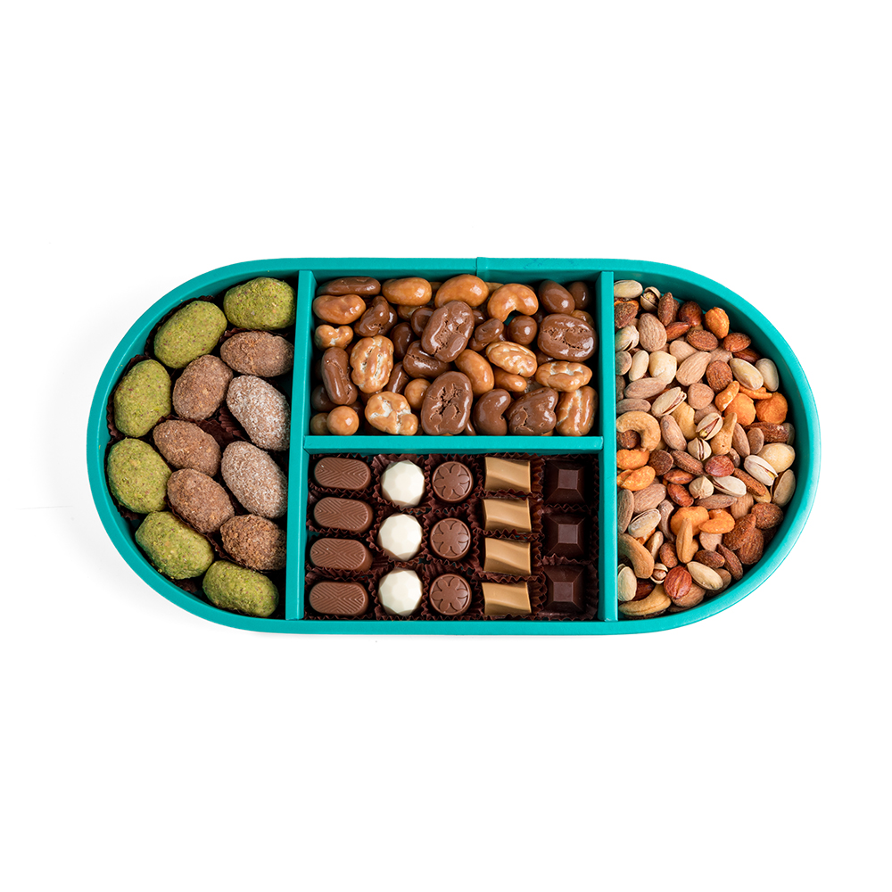 Picture of Nuts and Dates with Chocolate Semi Circle Tray Set 990gm