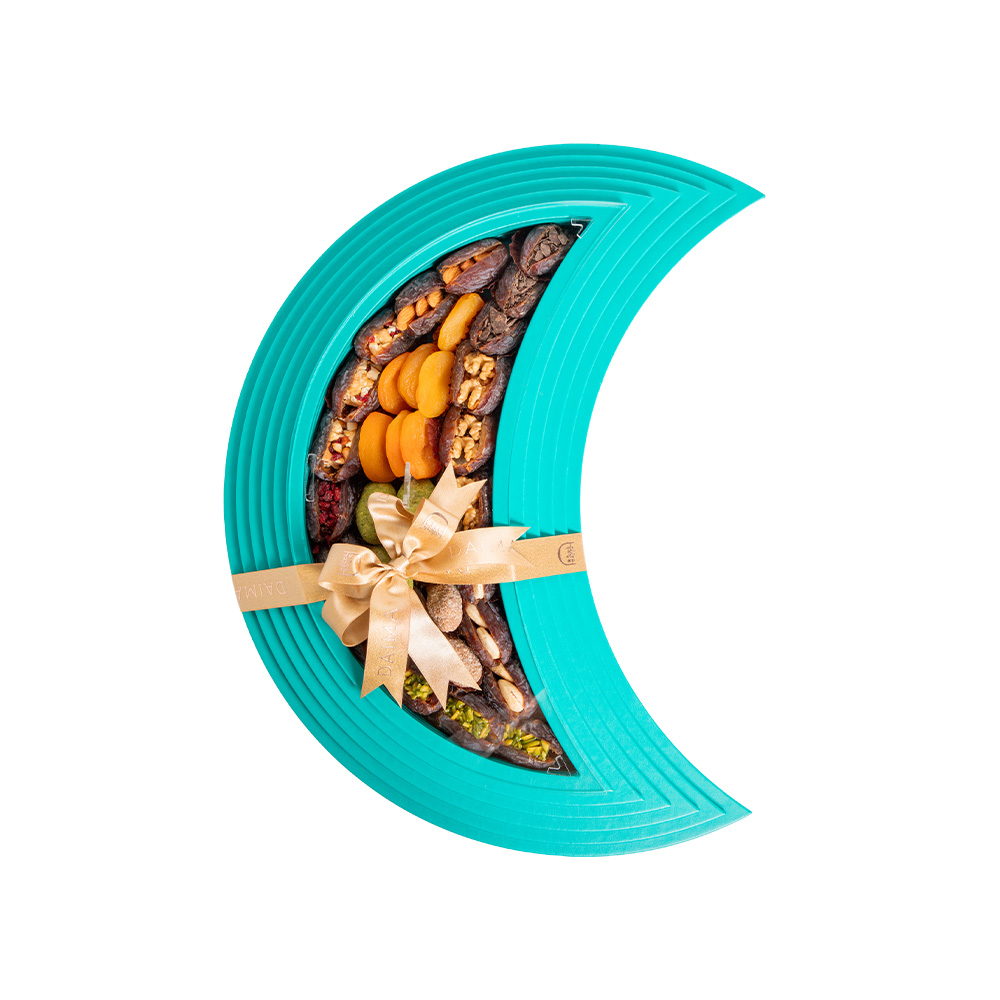 Picture of Medium Leather Half Moon Stuffed Dates Tray Set 960gm