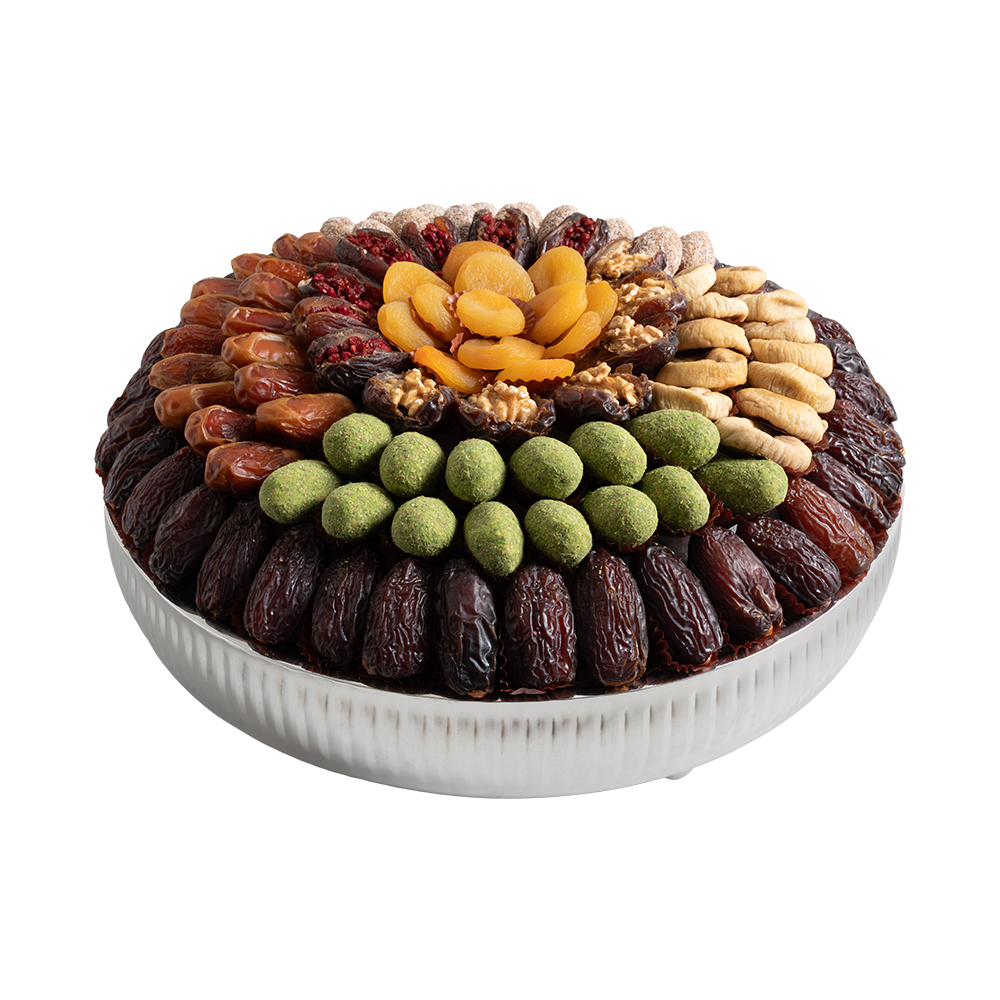 Picture of Daima Belly Tray with Ball Stuffed Dates Tray Set 2740gm